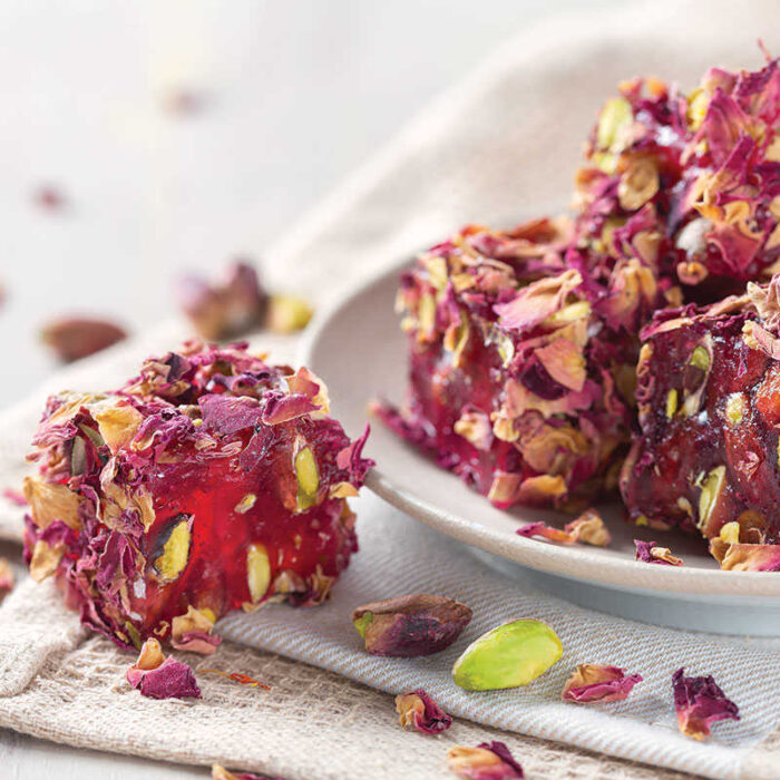 Gül Yapraklı Fıstıklı Lokum 200 Gr - Görsel 1